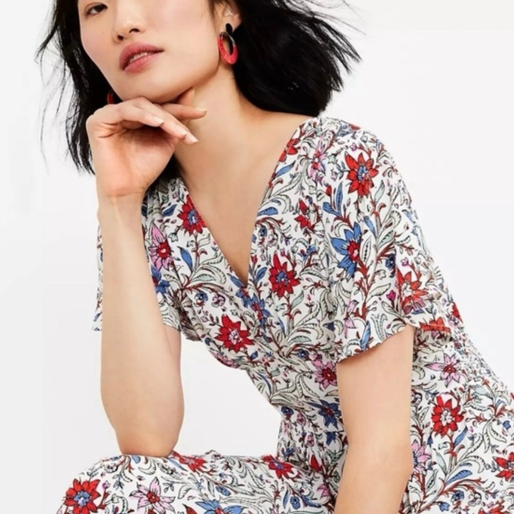 Loft  floral print V-neck maxi dress with short sleeves & pocket’s